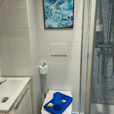 Paraiso Malecon De *