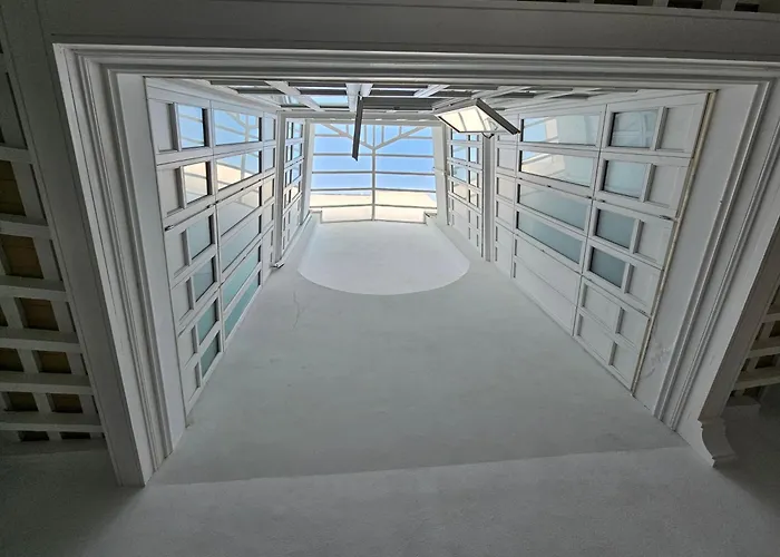 Paraiso Malecon De *