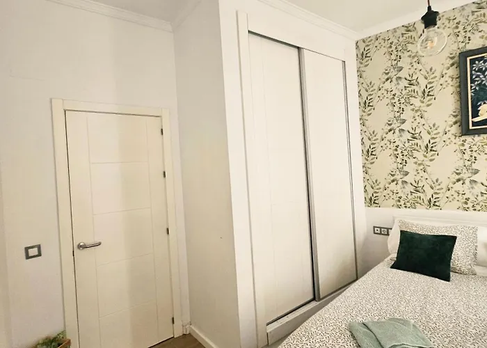 Paraiso Malecon De *